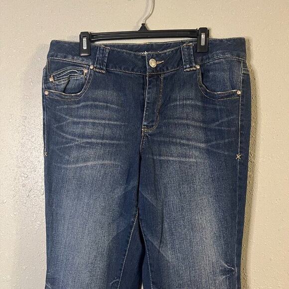 Lane Bryant Distintly Boot 18 Average Womens Jeans Dark Wash Feminine Slimming - Picture 3 of 14